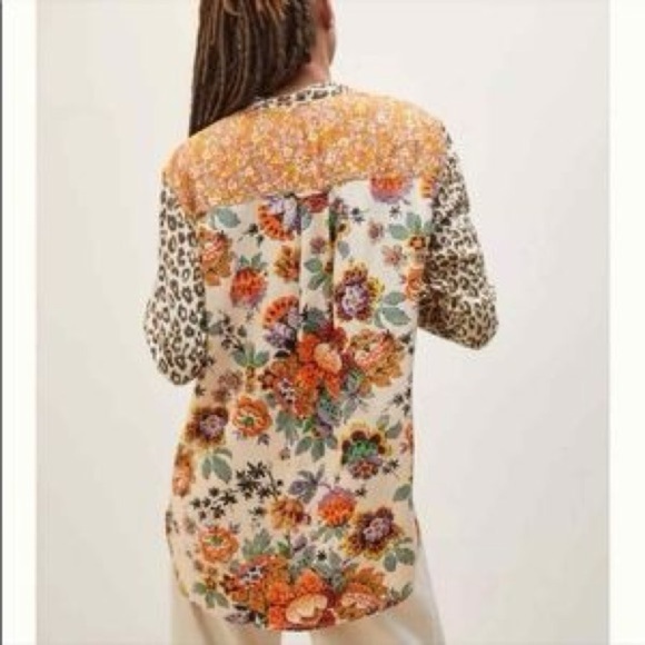 Anthropologie Multi pattern oversized tunic top. Neru neck, long sleeve shirt - Picture 6 of 9